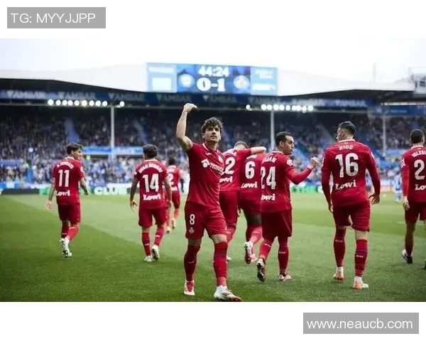 西部诺维奇迎战维拉争夺英超积分榜关键战役