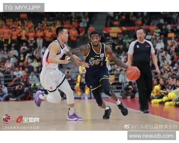 2017年1月22日CBA精彩对决山东队迎战广东队的激烈比赛回顾 2017年1月22日CBA精彩对决山东队迎战广东队的激烈比赛回顾