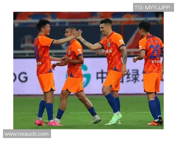 广州篮球队实力分析与未来展望聚焦球队发展与球员表现 广州篮球队实力分析与未来展望聚焦球队发展与球员表现