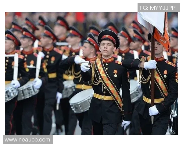 泰山队与大连队激战正酣比分悬念不断精彩瞬间回顾与分析 泰山队与大连队激战正酣比分悬念不断精彩瞬间回顾与分析